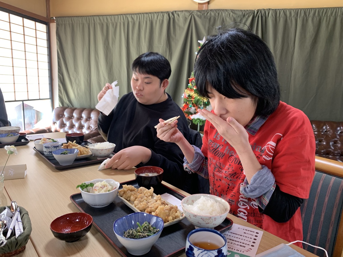 53AE99CB-8E05-40BA-AFB9-211E2DF47CB3