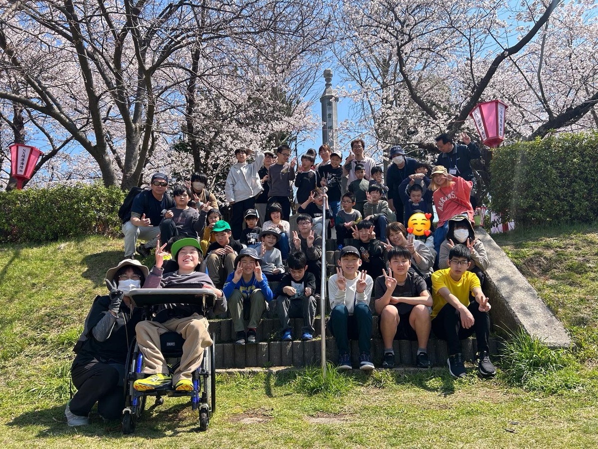 F300C08C-18E4-4782-A59E-4F3C0A405F3F