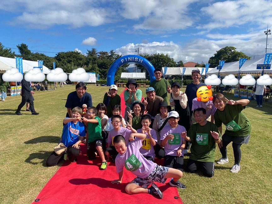 EA1F8884-C41A-4F06-B2D3-8544299B4E3D